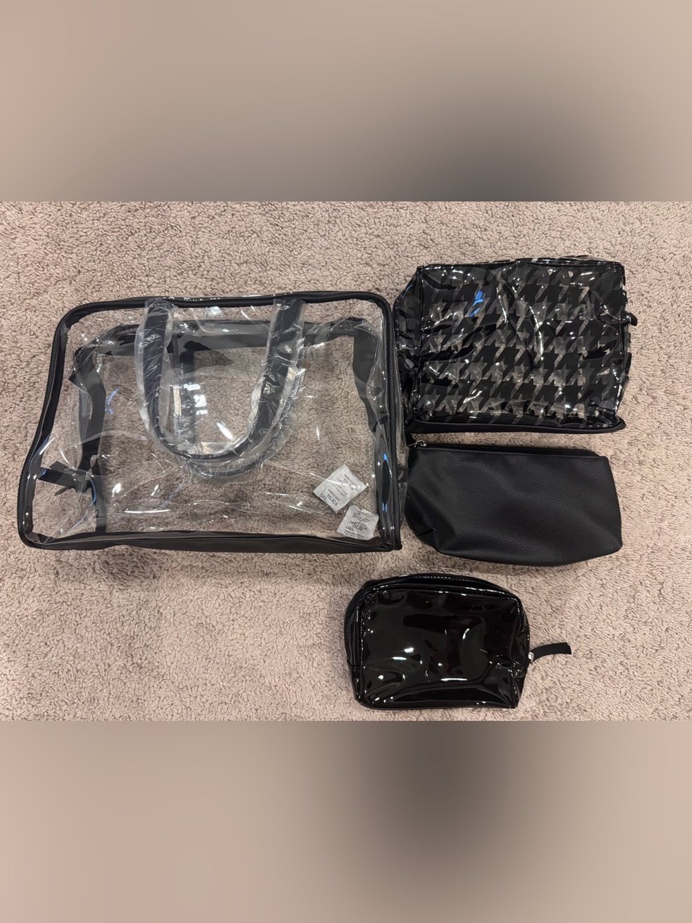 DSW 4 Piece Cosmetic Bag Set - Picture 2 of 3